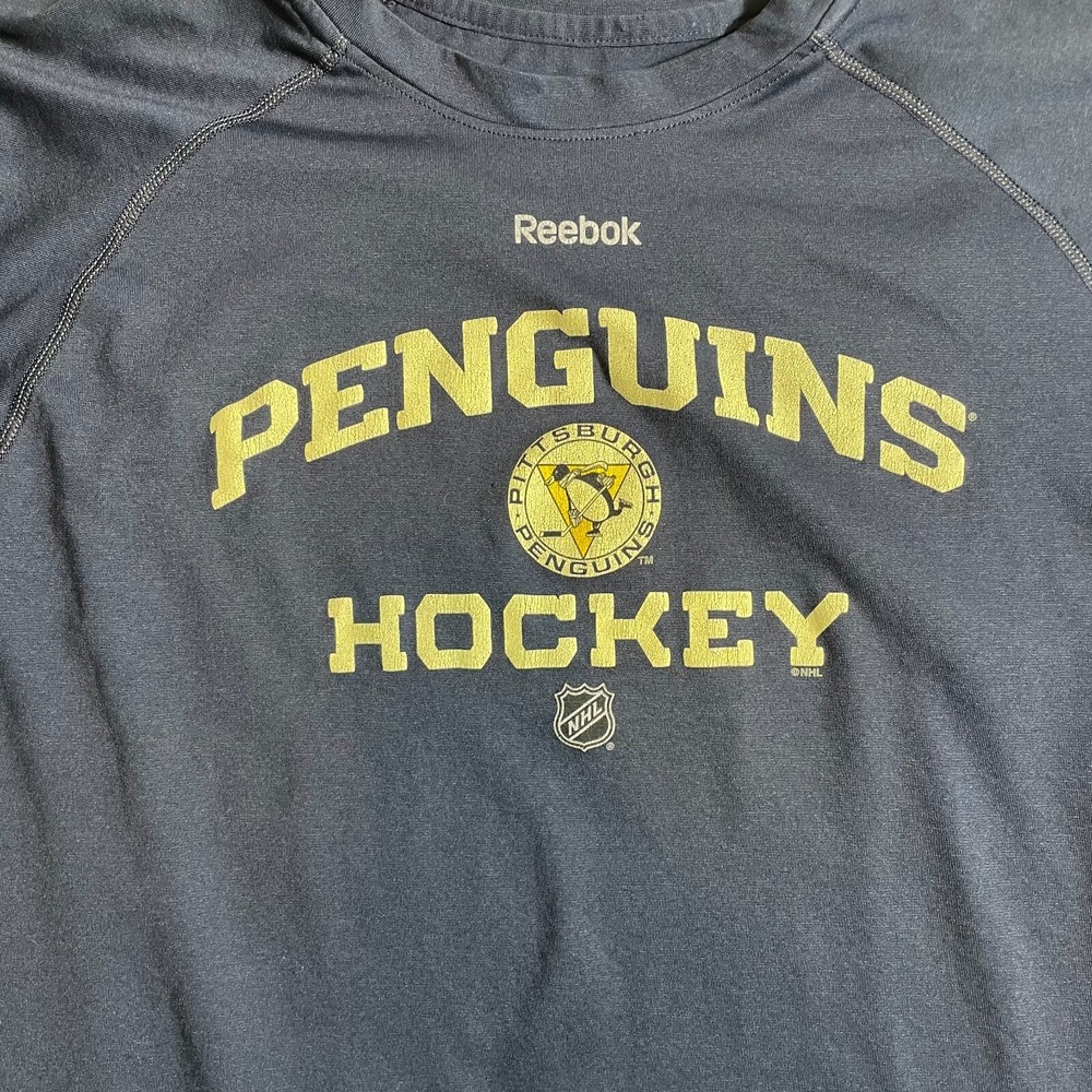 Reebok T-Shirt Men's Blue Pittsburgh‎ Penguins Winter Classic 2011 Vntage